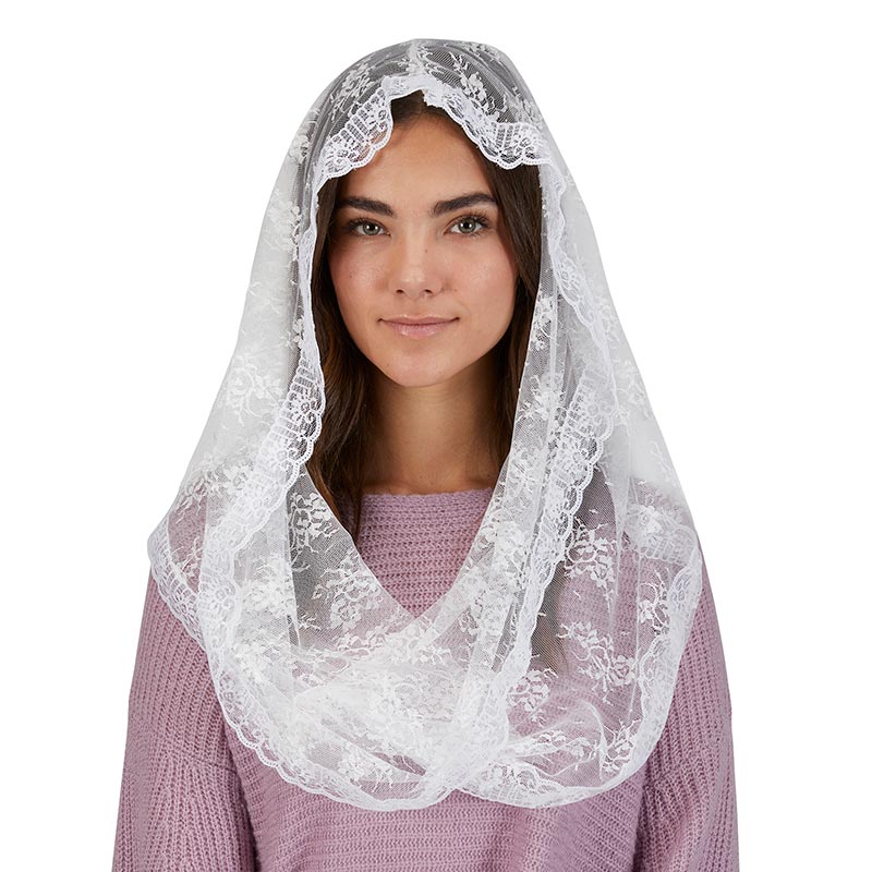 White Lace Infinity Chapel Veil