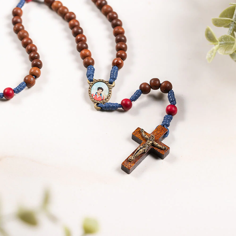 Wood & Blue Cord St. Carlo Acutis Rosary - Image 2